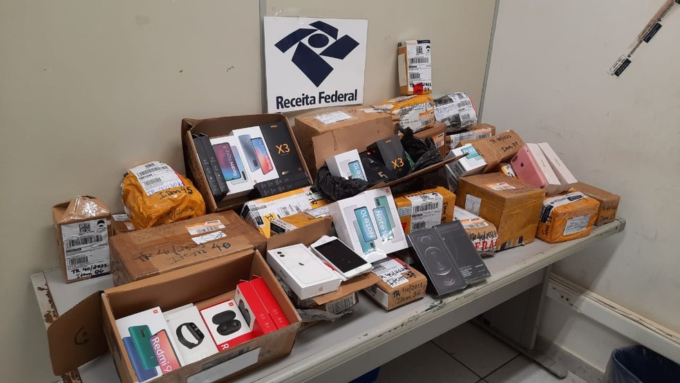 Produtos ilegais avaliados em mais de R$ 580 mil são apreendidos em Manaus