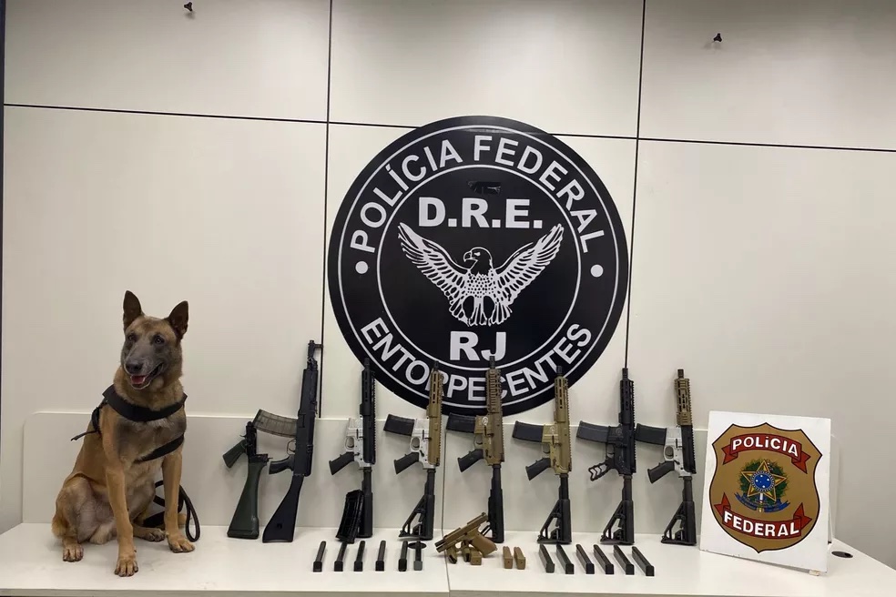 Motorista é preso ao transportar 7 fuzis em tanque de combustível de carro