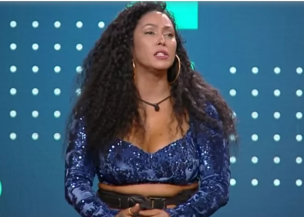 Rosi é a 3ª eliminada de A Fazenda com 21,28% dos votos