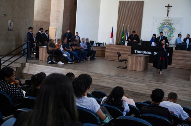 PMs são condenados a mais de 40 anos por mortes de jovens no Grande Vitória