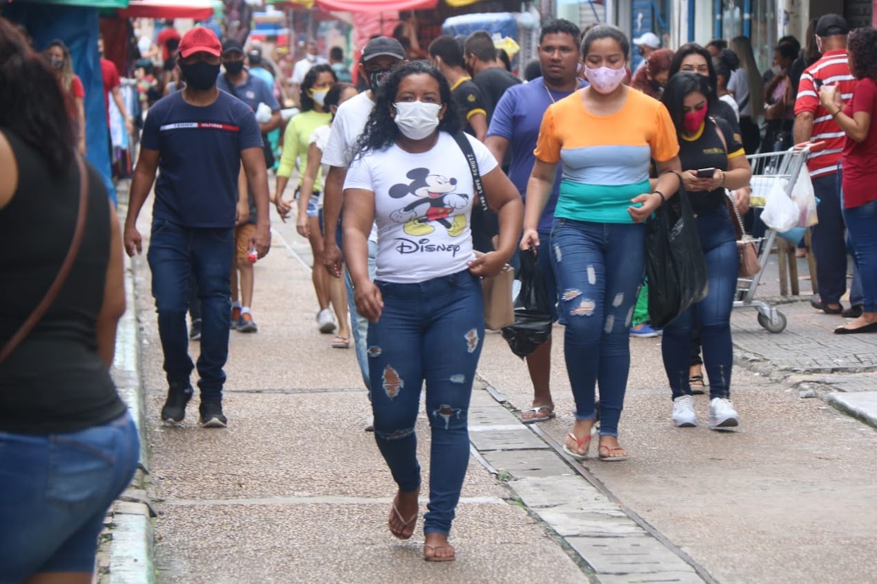 Máscara deixa de ser obrigatória em locais abertos a partir de hoje em Manaus