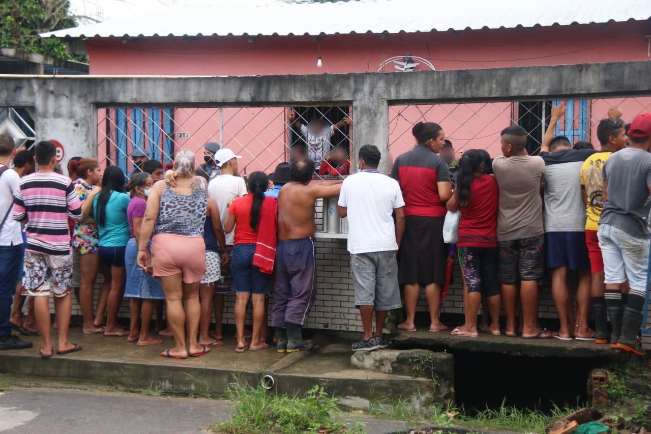 Após ser perseguido, adolescente é morto a tiros dentro de casa em Manaus 