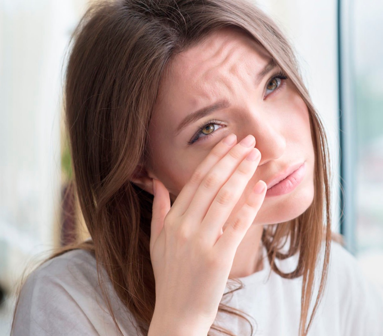 Tremor nos olhos? Saiba o que pode ser
