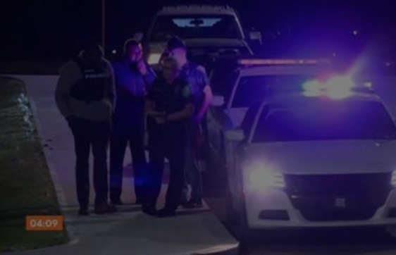 Tiroteio em prédio da FedEx deixa 8 pessoas mortas em Indianápolis