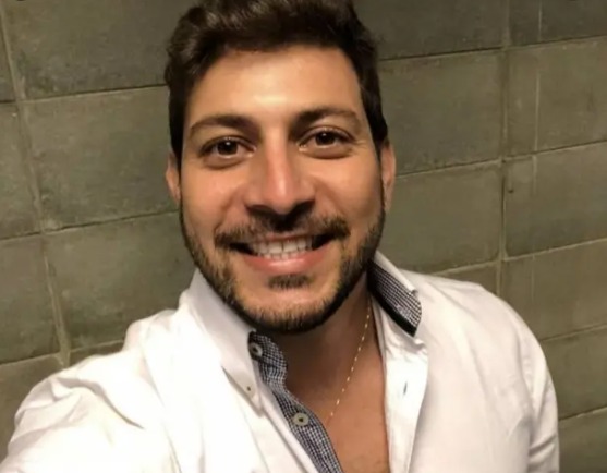 Ex-BBB Caio faz propaganda da Serasa após ganhar fama de caloteiro