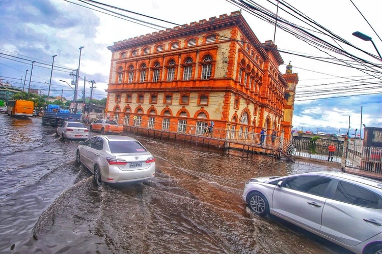Serviço geológico aponta chance de inundação em Manaus diminuir