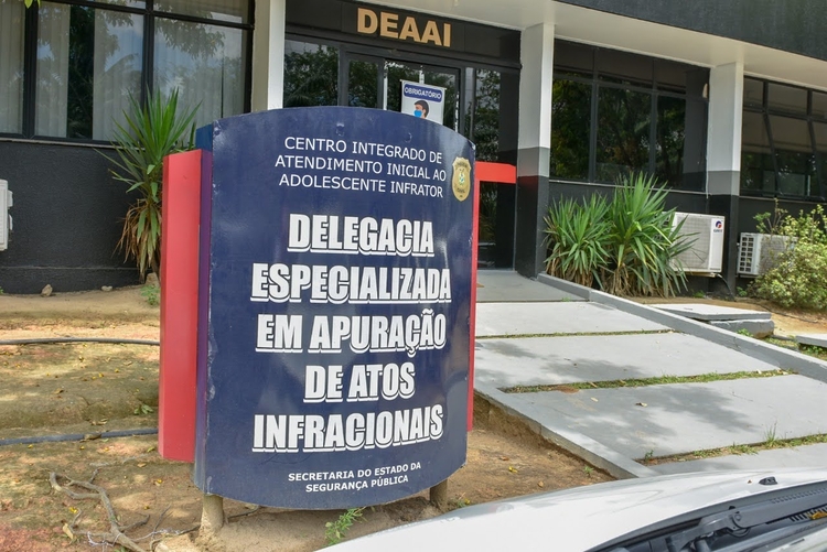 Adolescente de 16 anos é apreendido por estupro de menina em Manaus