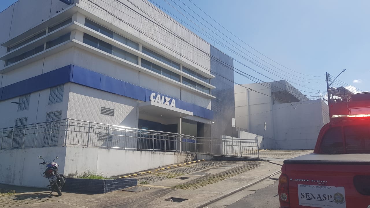 Integrantes do CV atacam agência da Caixa Econômica em Manaus