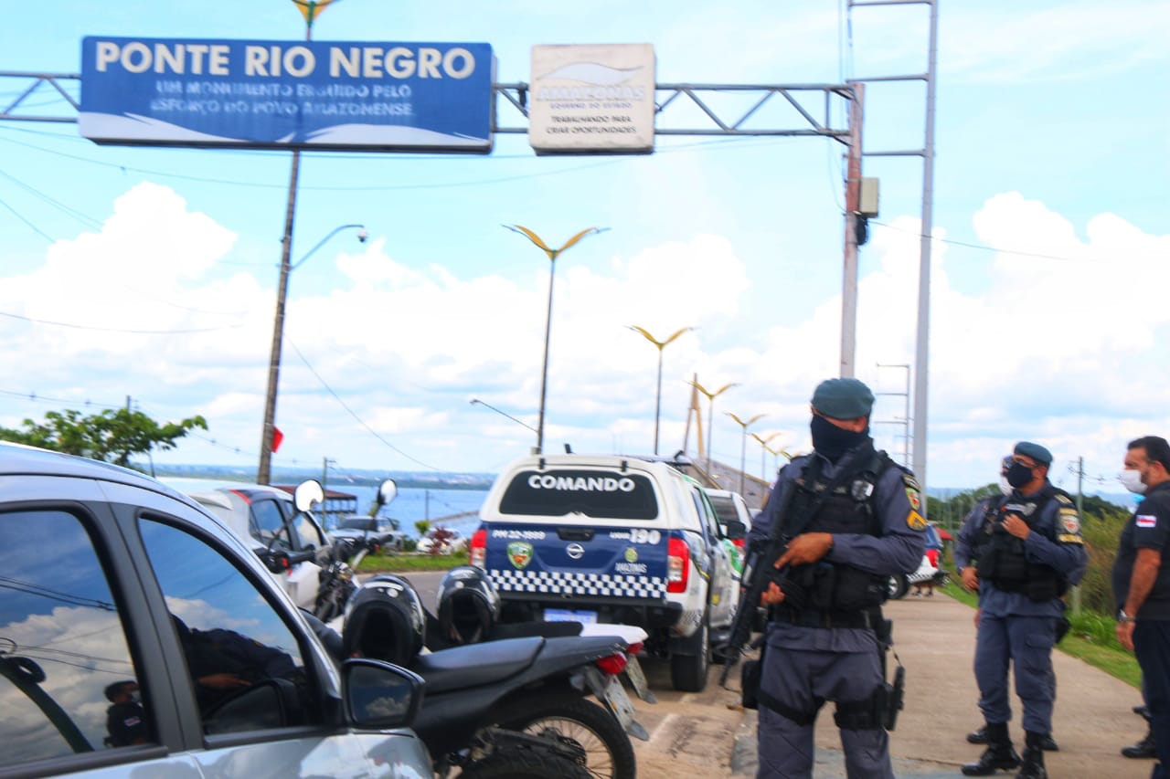 Manaus recebe policiais da PRF de Roraima e Rio de Janeiro após onda de ataques