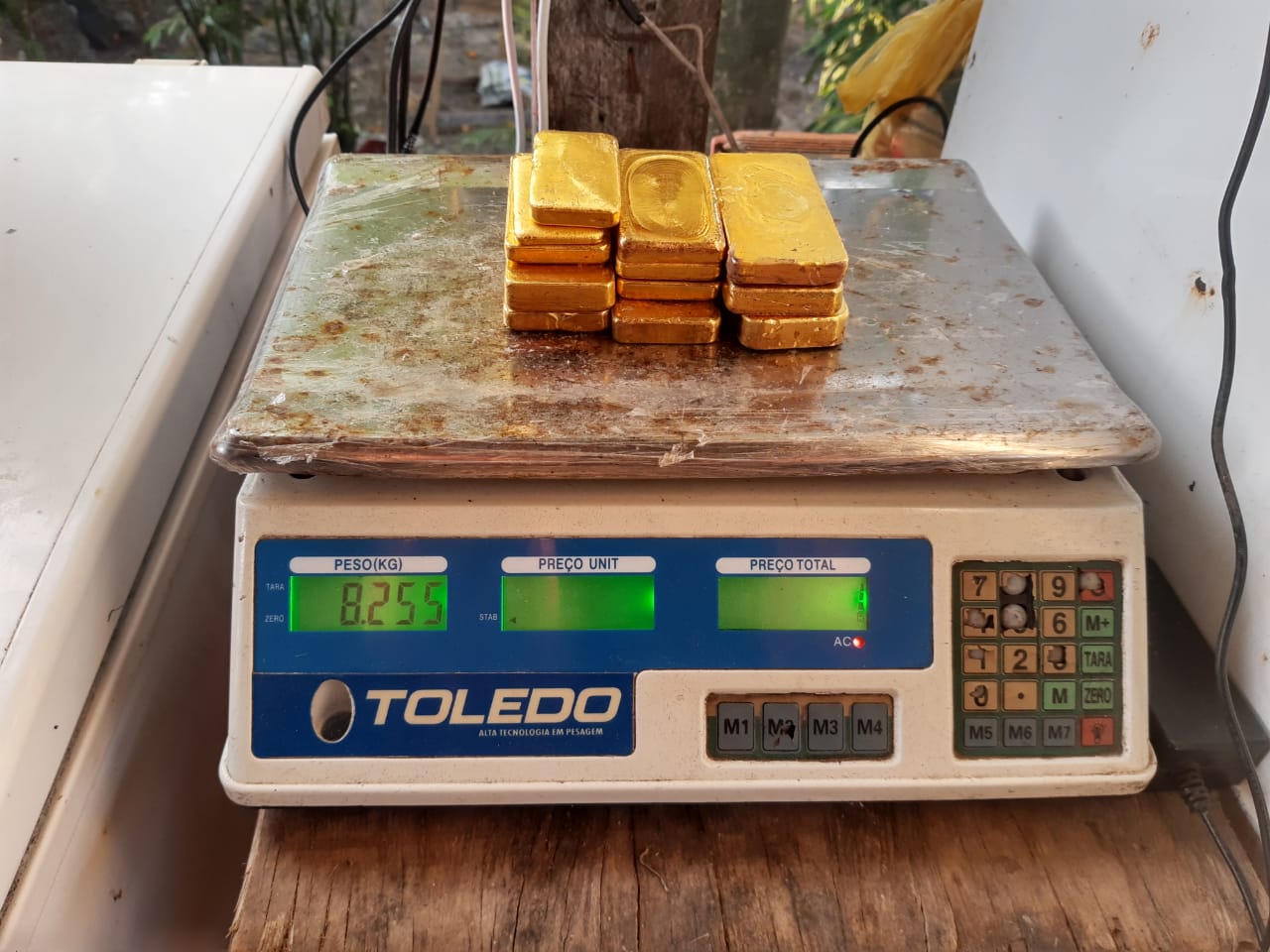 PRF apreende R$ 2,5 milhões em ouro na BR-174, em Manaus