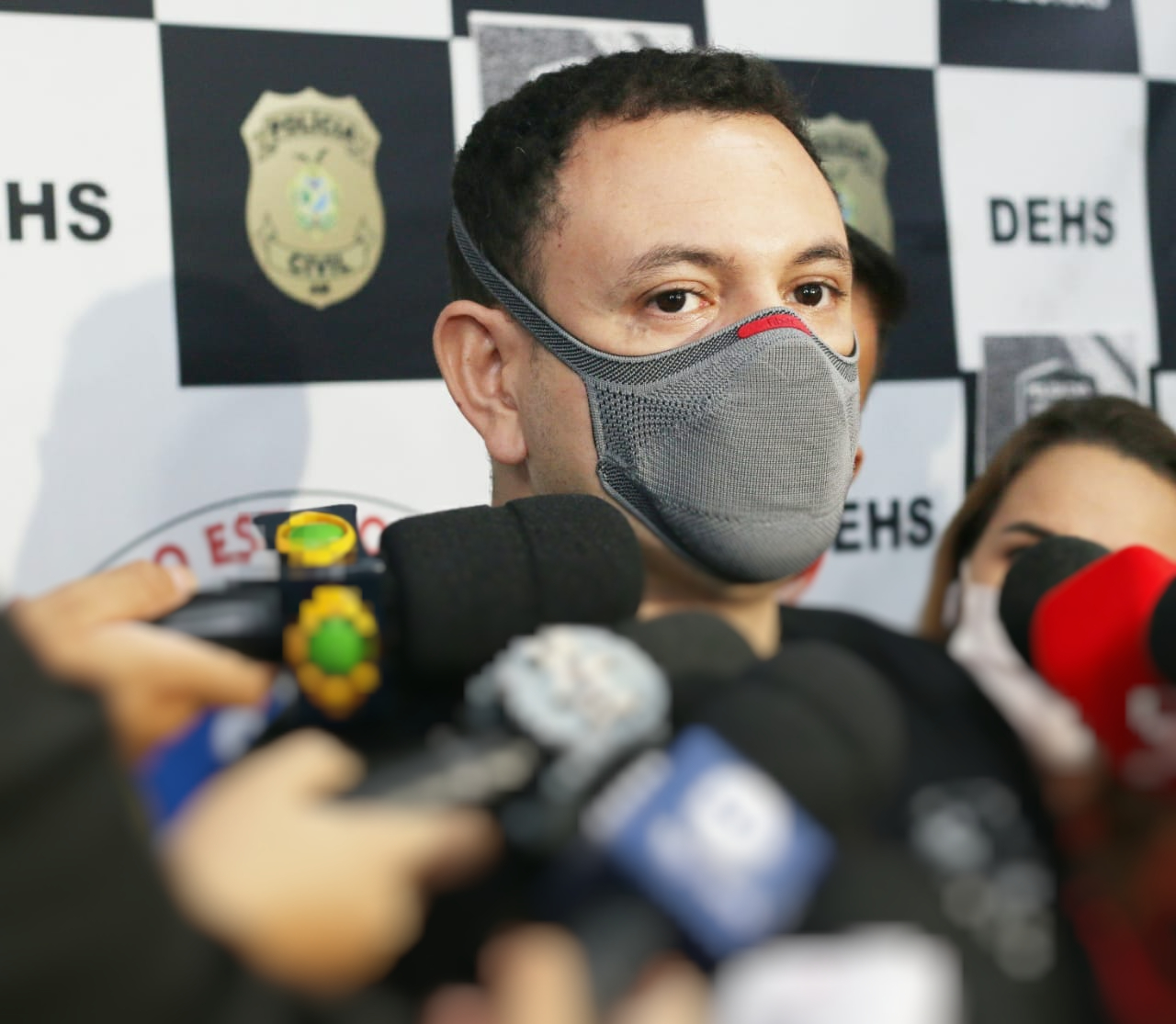 'Playboy' e 'Latrol' são presos suspeitos de matar PM em frigorífico de Manaus