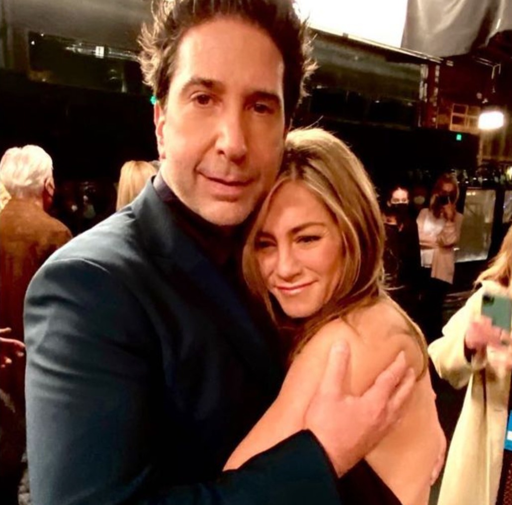 Jennifer Aniston e David Schwimmer podem estar juntos, diz revista