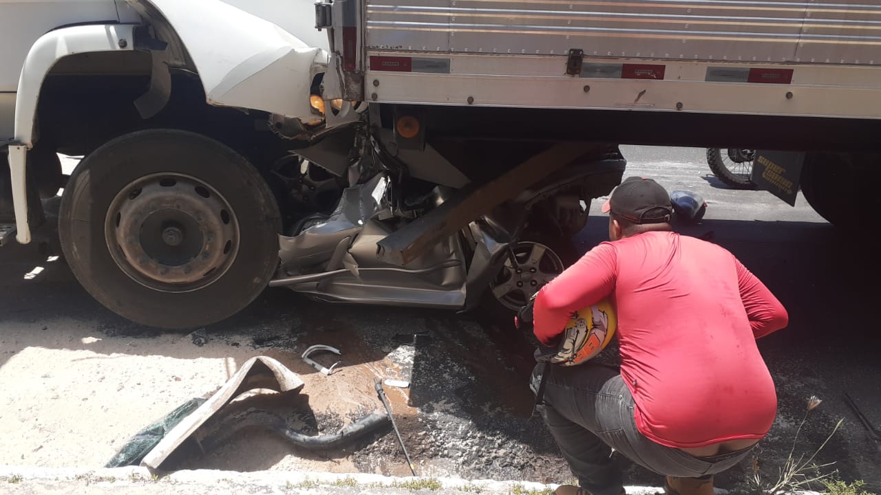 Motorista da carreta que esmagou mulheres em Manaus diz que sabia de falha no freio 