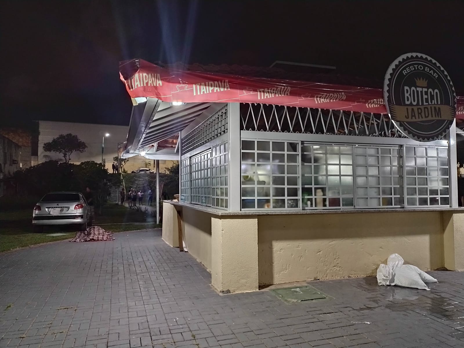 Dono de bar morto com tiro na cabeça é identificado em Manaus