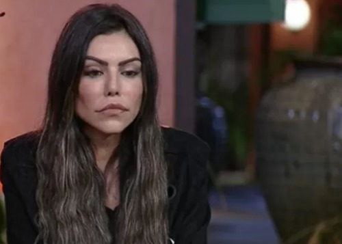 Liziane Gutierrez é a 1ª eliminada de 'A Fazenda'