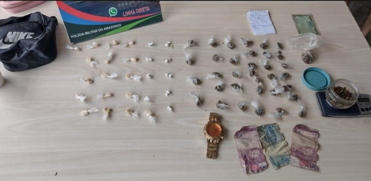 Dupla é capturada com drogas, após fugir de abordagem em Manaus