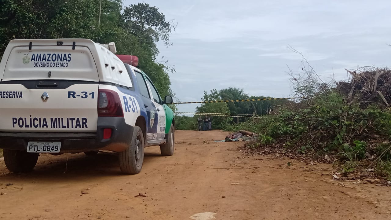 Criminosos mataram a tiros e tentaram arrancar cabeça de venezuelano no Amazonas