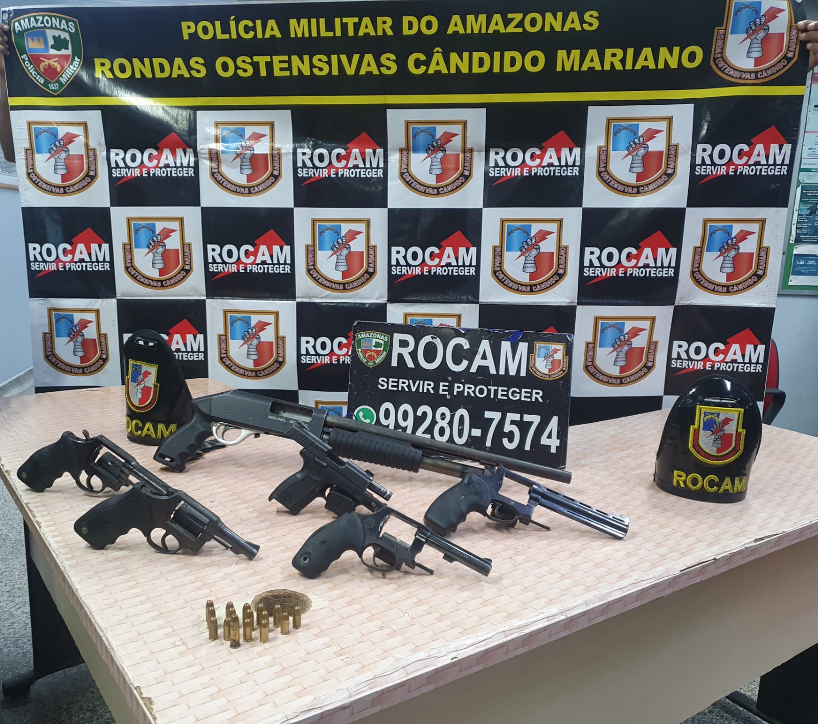 Jovem é preso e revela arsenal escondido em casa em Manaus