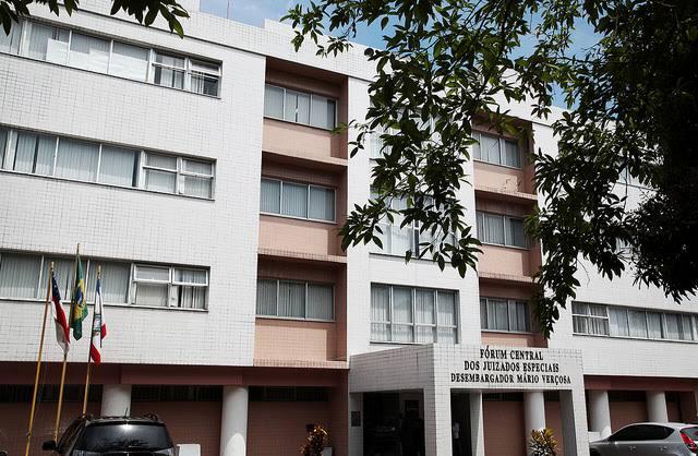 Crise na advocacia trabalhista causa migração para Juizados Especiais em Manaus