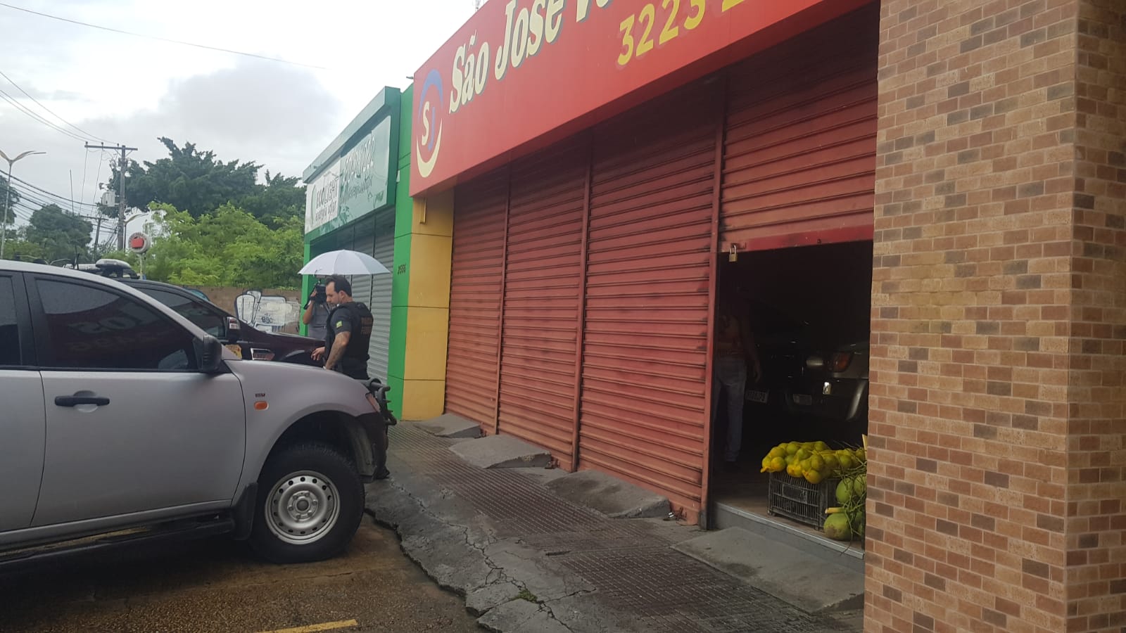 Polícia Federal deflagra operação em loja de veículos em Manaus