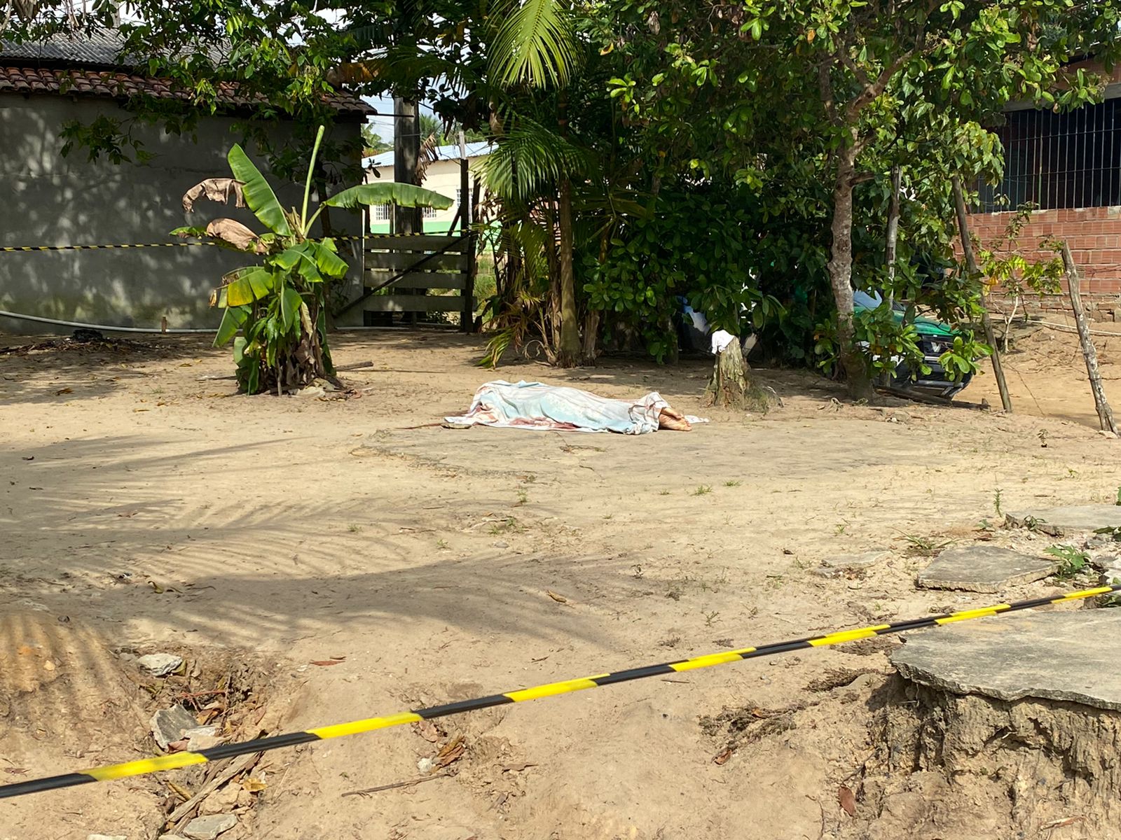 Jovem sai para comprar pão e é executado em plena luz do dia em Manaus