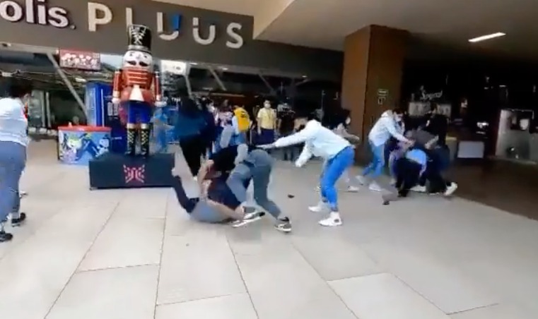 Venda de ingressos para Homem-Aranha 3 termina em pancadaria no México; veja vídeo