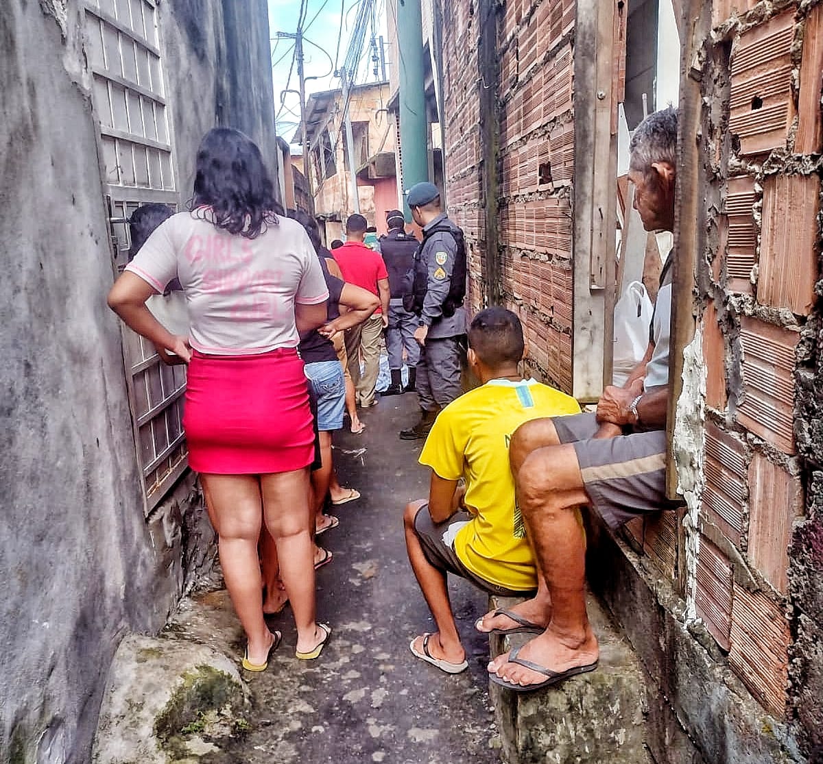 A caminho de entrevista de emprego, jovem é executado a tiros em Manaus