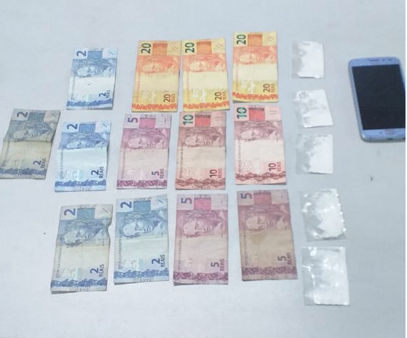 Homem é preso com drogas após denúncia anônima em Manaus