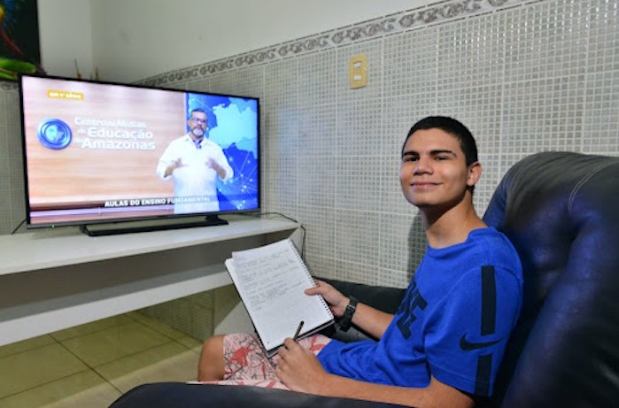 Dados divulgados pelo IBGE mostram fragilidade da educação no Amazonas, afirma professor da Ufam