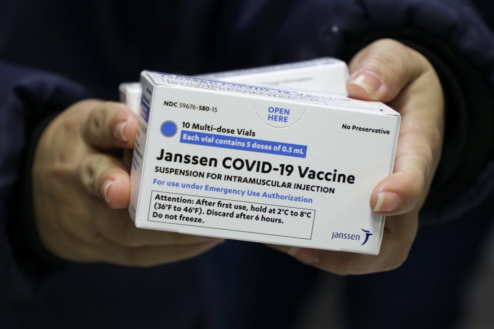 12,3 mil vacinas da Janssen chegam ao Amazonas para aplicação da dose de reforço