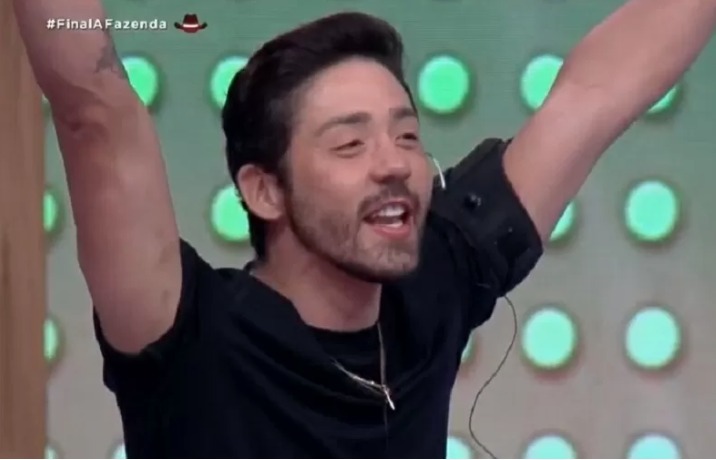 Rico Melquiades vence 'A Fazenda 13' com 77,47% dos votos