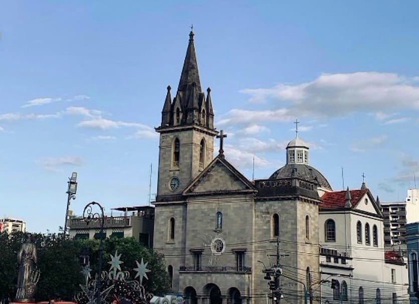 Sem arraial, pároco da São Sebastião anuncia venda de bolos para ajudar no restauro da igreja