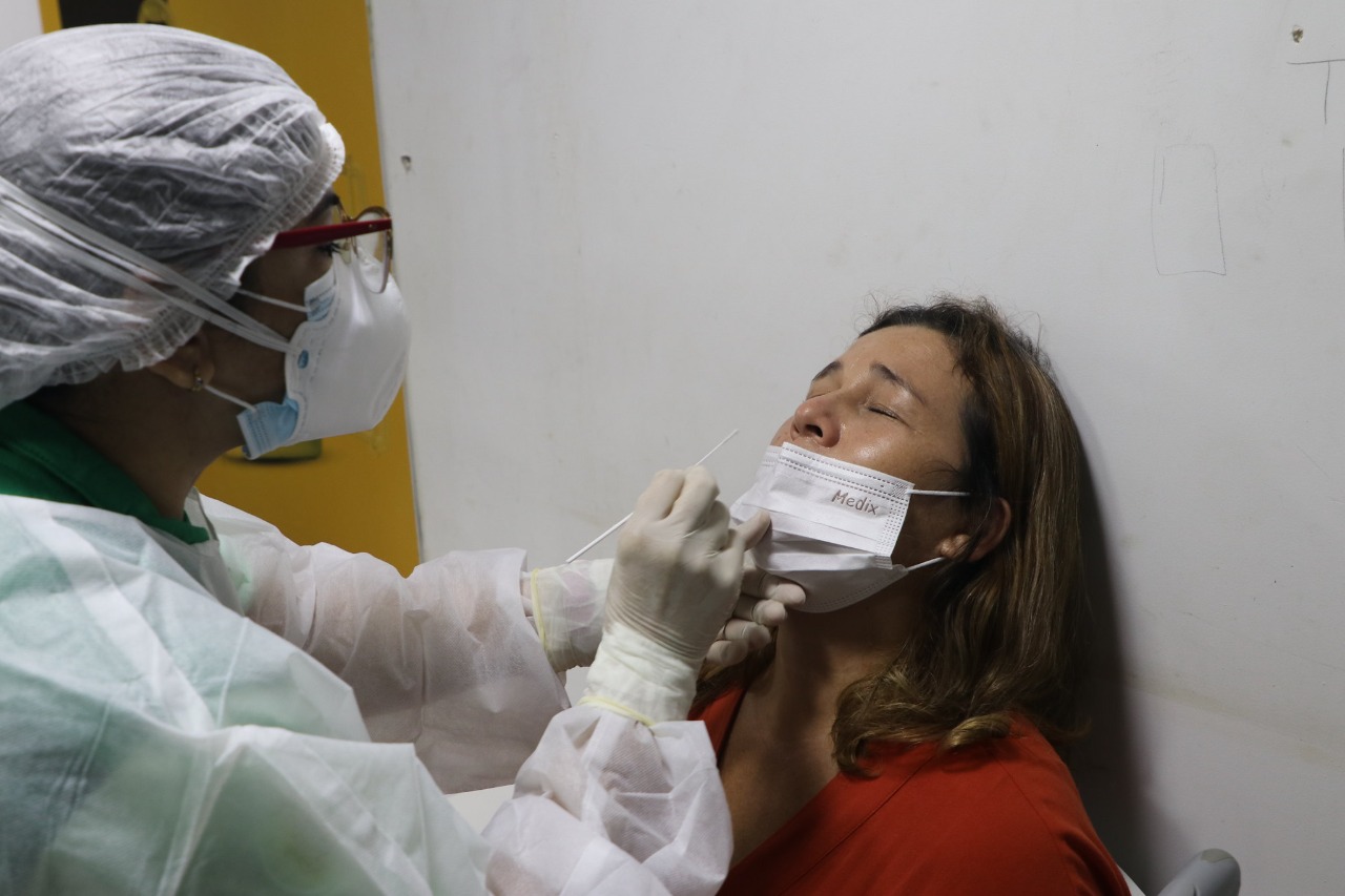 Aumento de casos de covid no Amazonas teve início no dia 3 de janeiro, afirma FVS