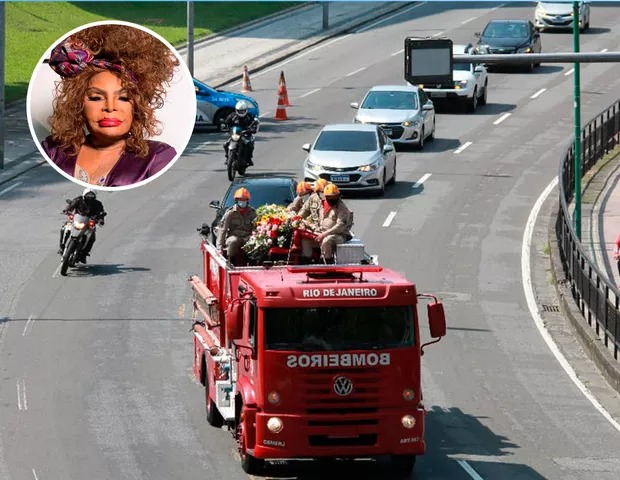 Elza Soares é enterrada sob forte comoção ao som de hinos da cantora