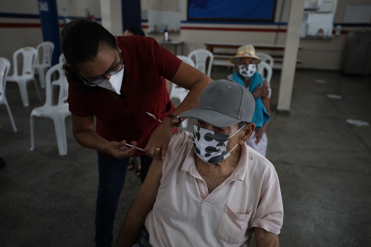 Amazonas já aplicou 5.816.369 doses de vacina contra Covid-19 até esta terça