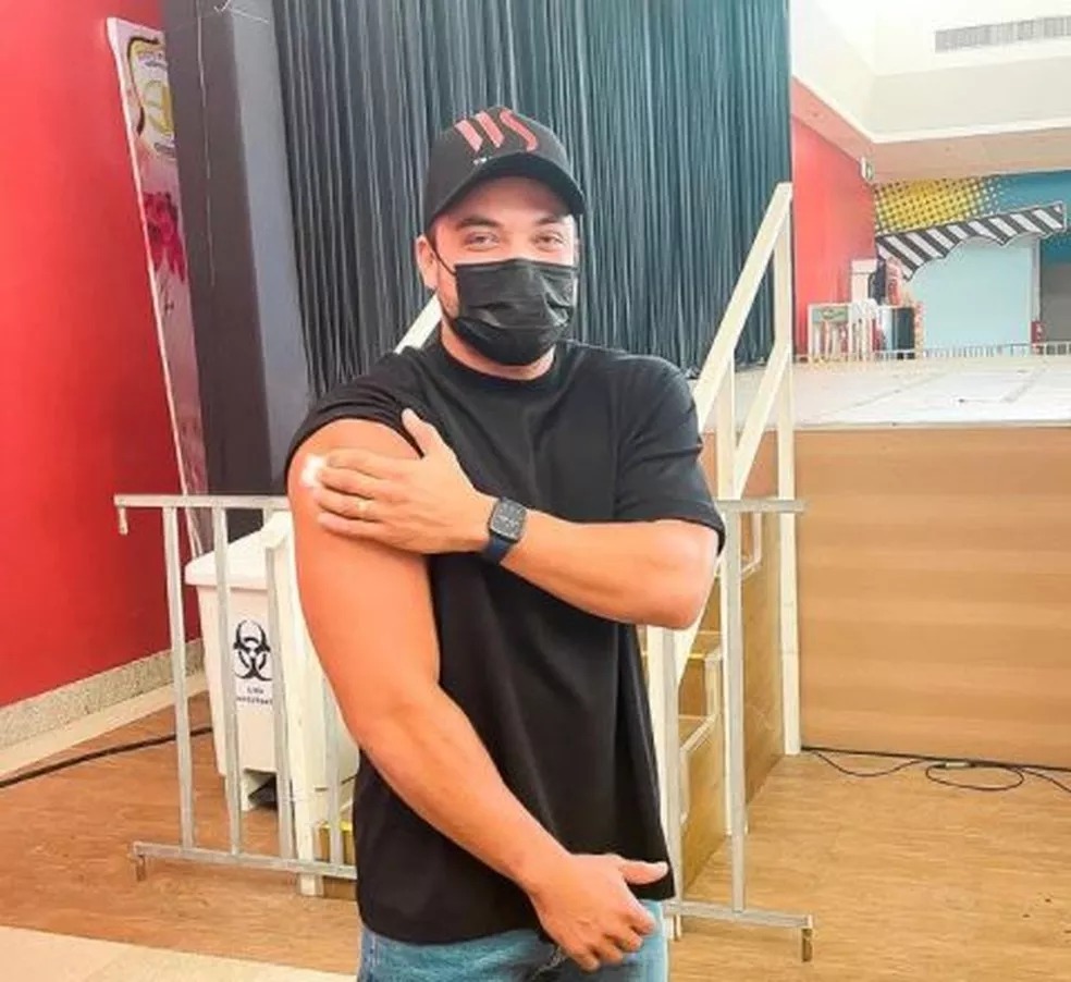 Investigação que apurava se Wesley Safadão furou fila da vacina da Covid é arquivada