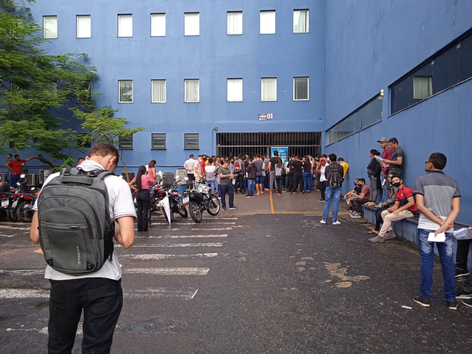 Candidatos perdem prova da PM em Manaus e criticam falta de organização