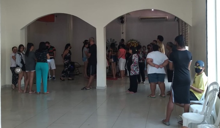 Corpo de travesti morta em SP é velado em Manaus; Família pede Justiça 