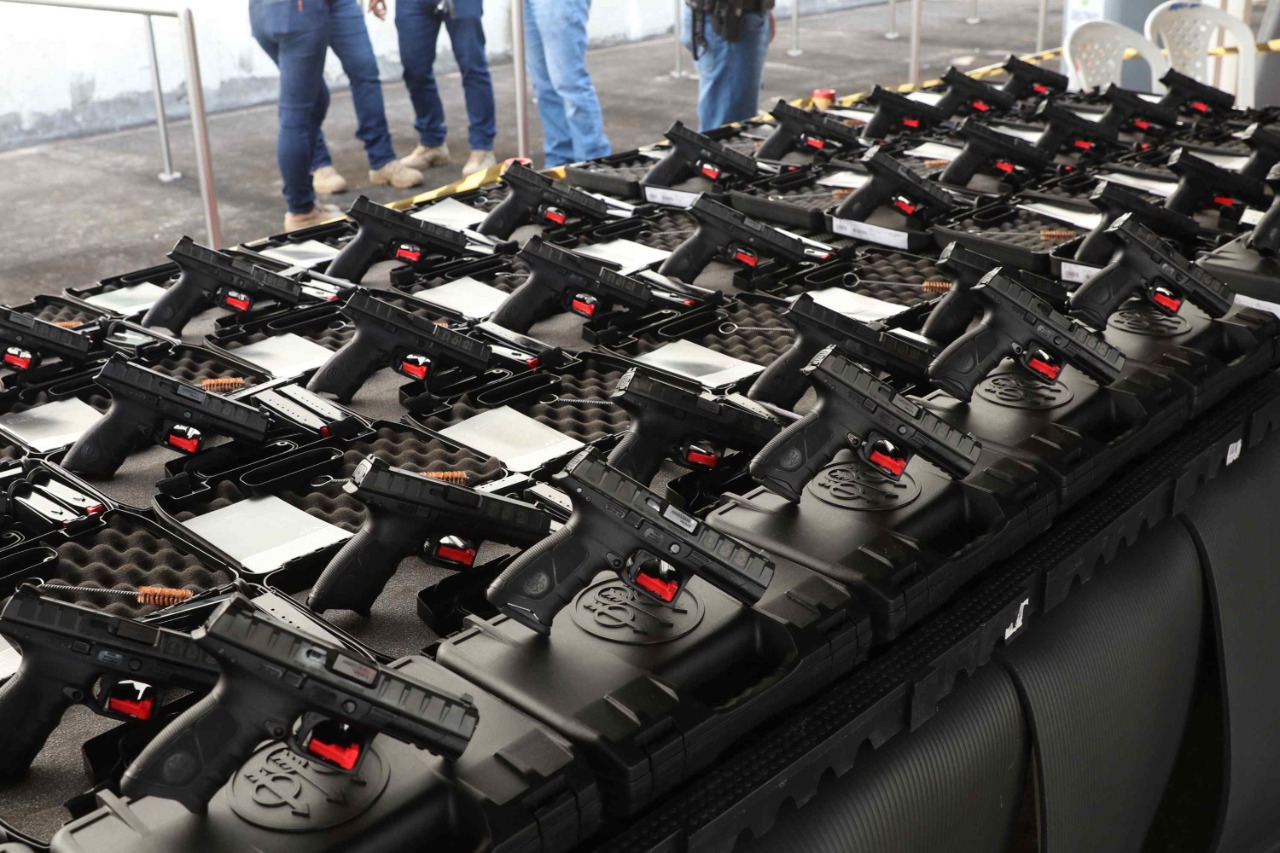 Polícia recebe mais de 3.500 novas armas para reforçar segurança no Amazonas