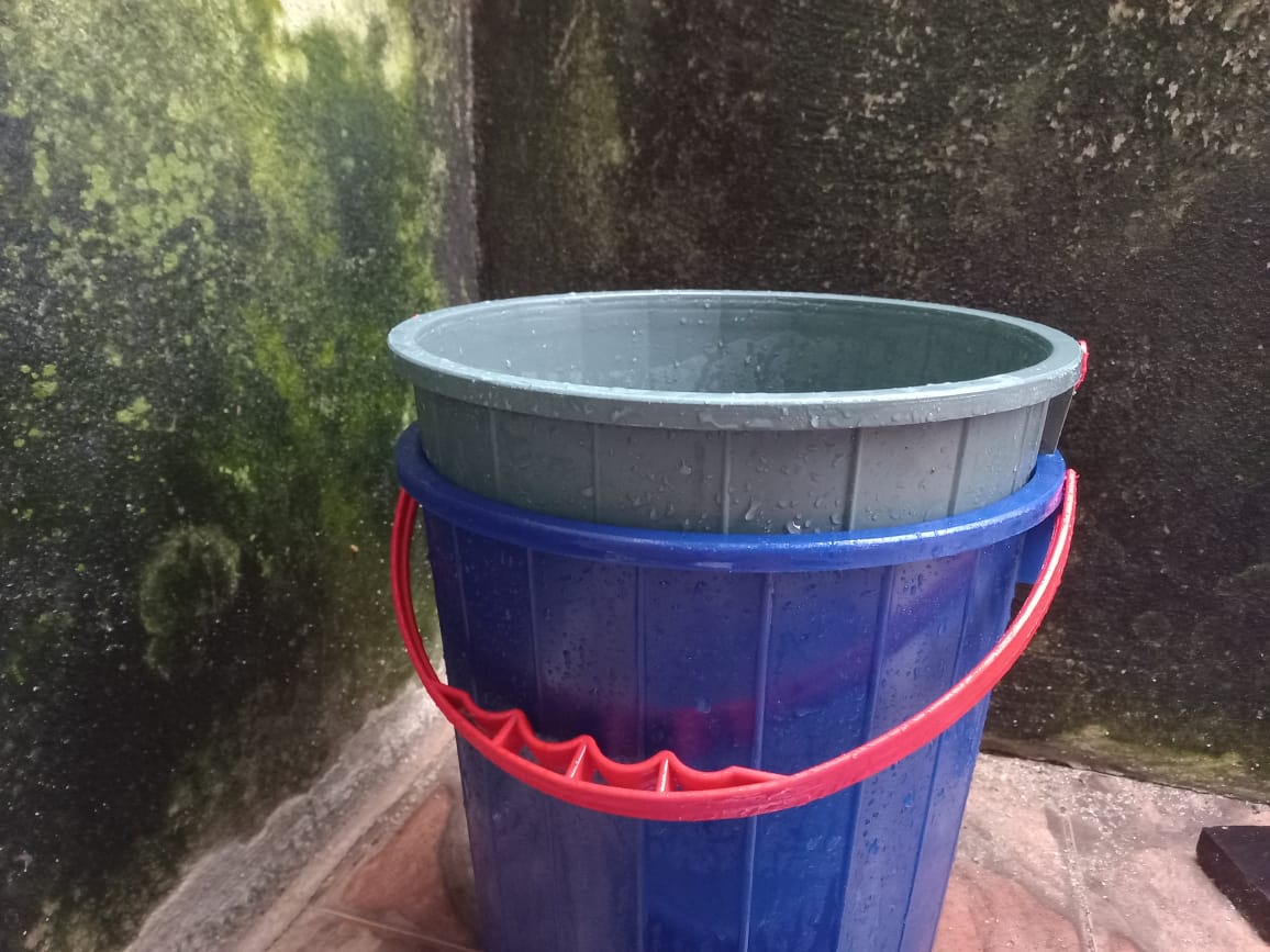 Bebê de 1 no morre após se afogar em balde em Manaus