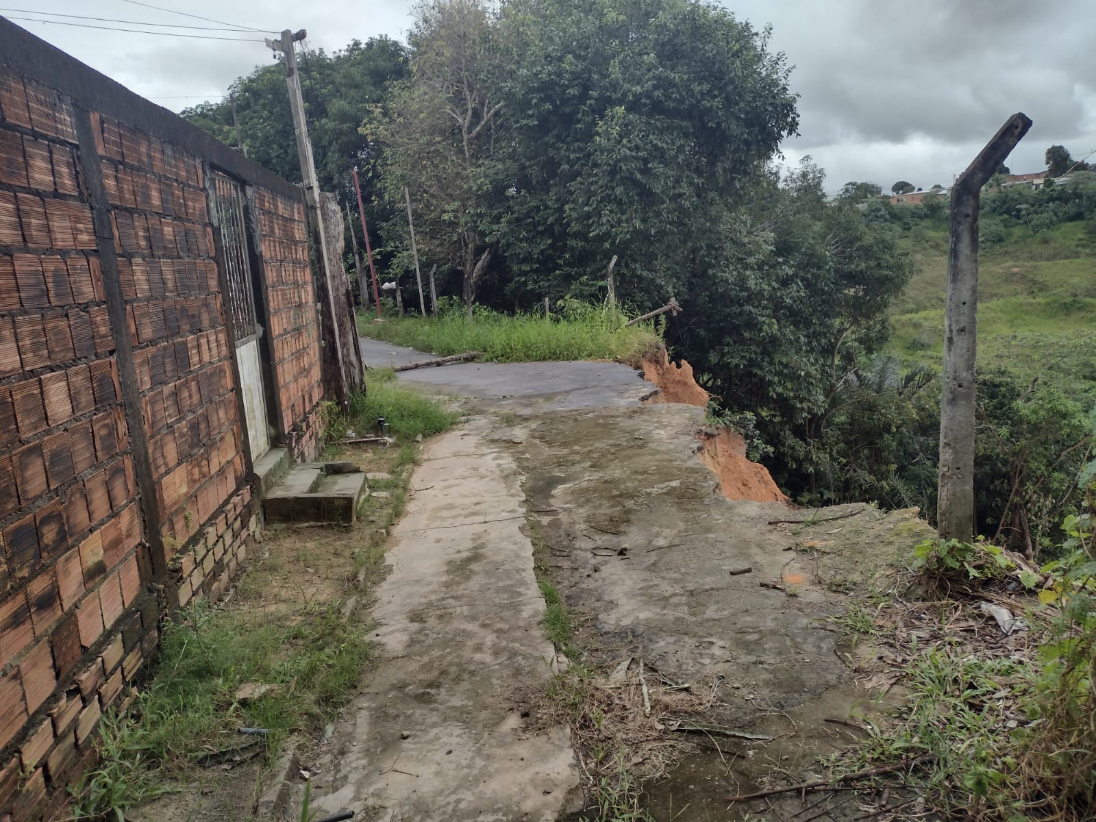 Defesa Civil registra 13 ocorrências durante chuva em Manaus 
