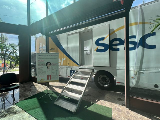 Carreta da Mulher do Sesc oferece exames de preventivo e mamografia na Zona Leste