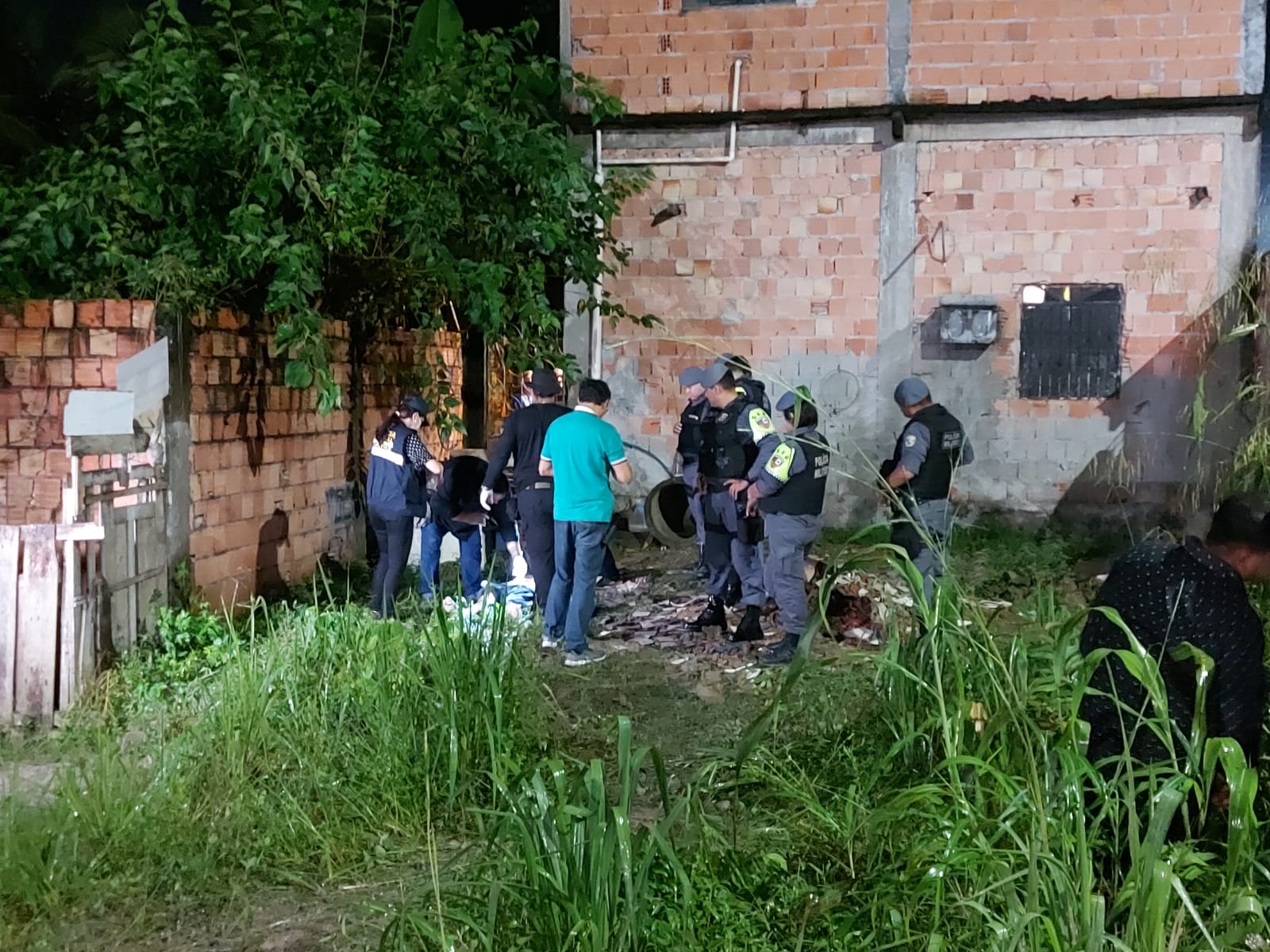 Vendedor de tapioca sai para comprar leite e é assassinado ao retornar para casa em Manaus