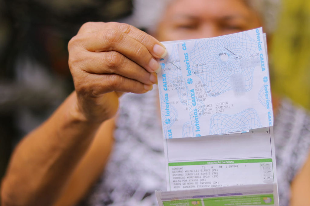 20 mil famílias terão tarifa social após acordo entre Defensoria e Águas de Manaus