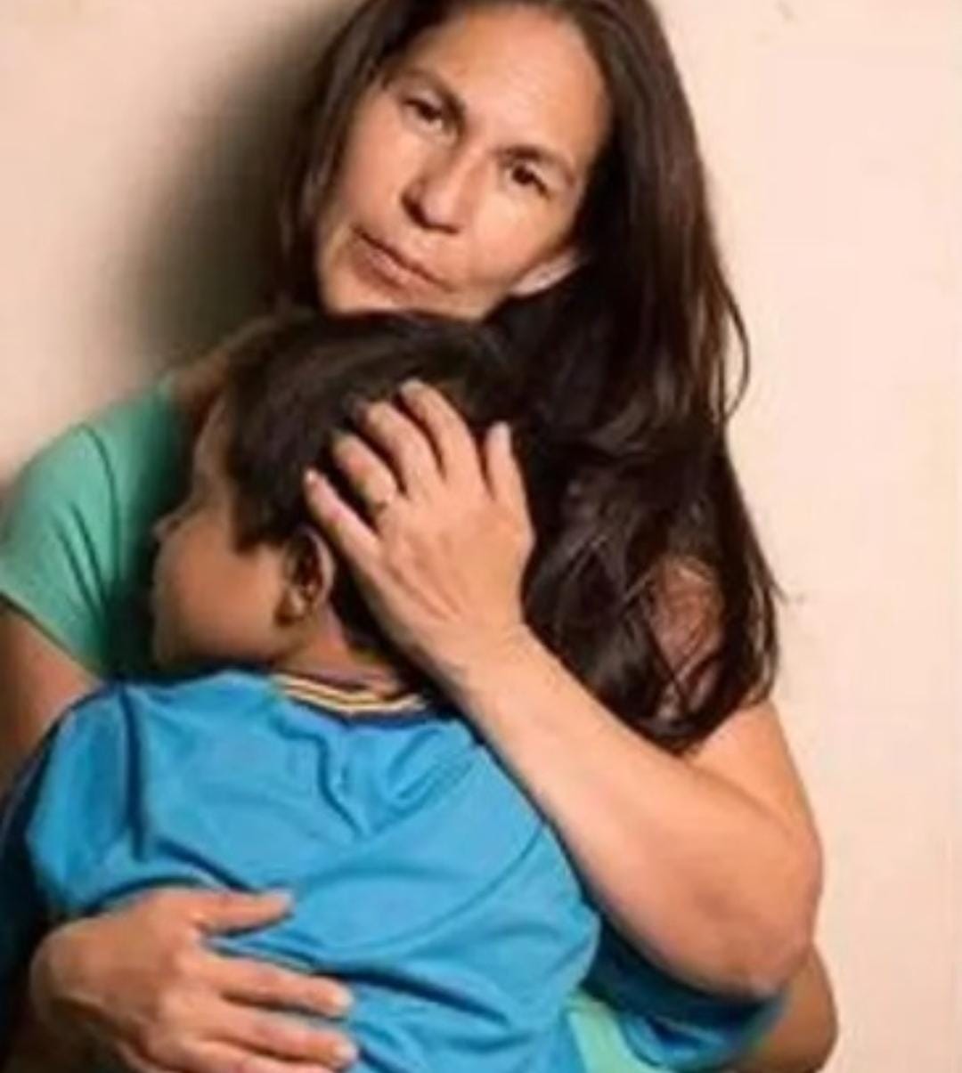 Mãe de Eliza Samudio pede ajuda após marido entrar em estado vegetativo