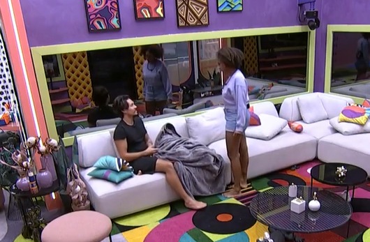 BBB22: Jessilane conversa com Eliezer sobre paredão e brother dispara: ‘DG é a melhor opção'