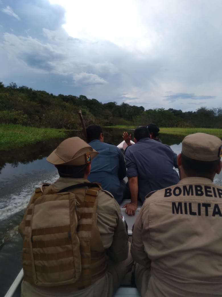 Buscas por paraquedista desaparecido são retomadas pelo 13° dia no Amazonas