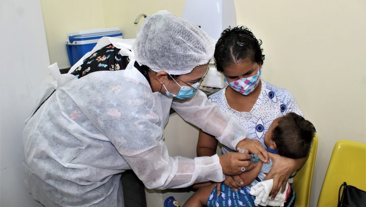 Manaus é a 3ª cidade com mais mortes por diarreia e pneumonia em crianças