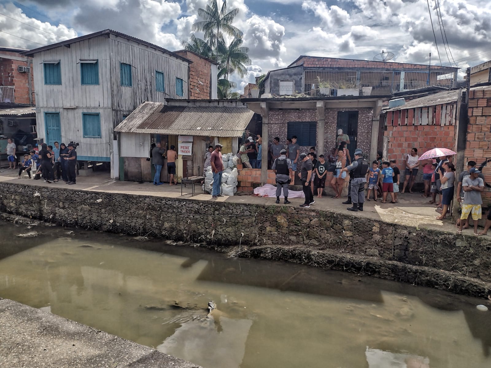 'Mudinho' é executado a tiros enquanto almoçava em Manaus 