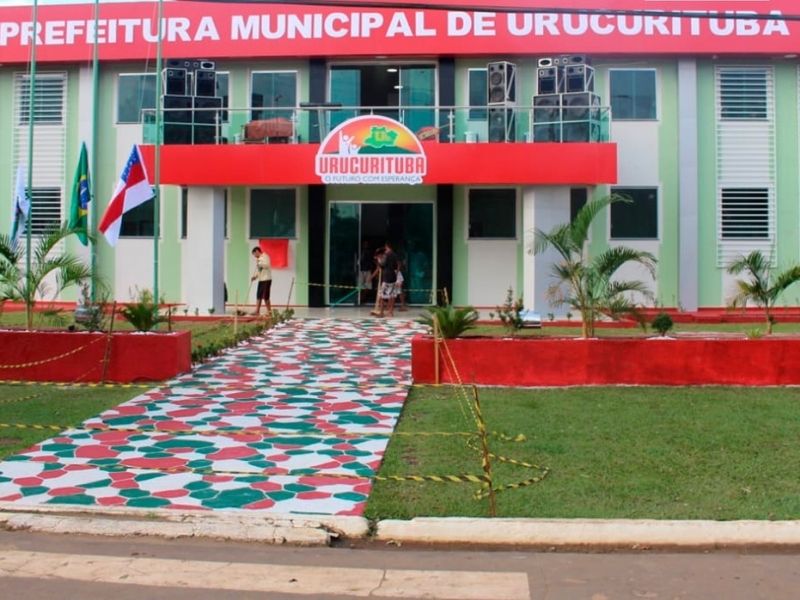 Prefeito de Urucurituba é multado por impor uso de auxílio em comércio local